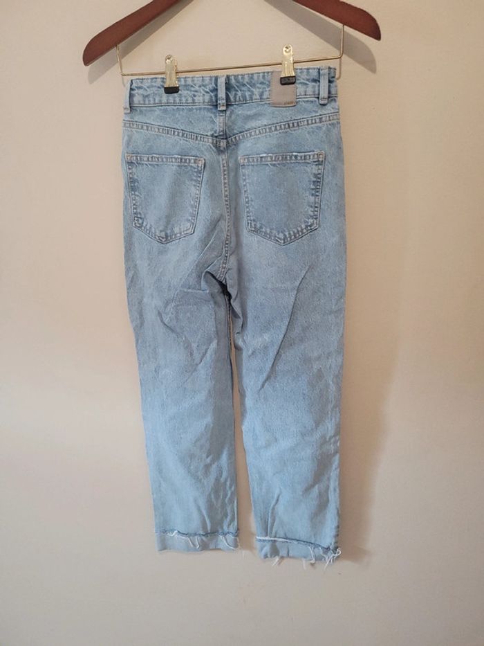 Jean droit zara Taille 34 - photo numéro 2
