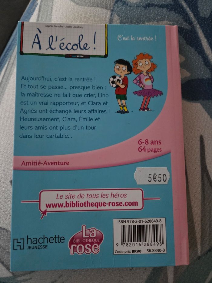 Livre A l'école - photo numéro 2