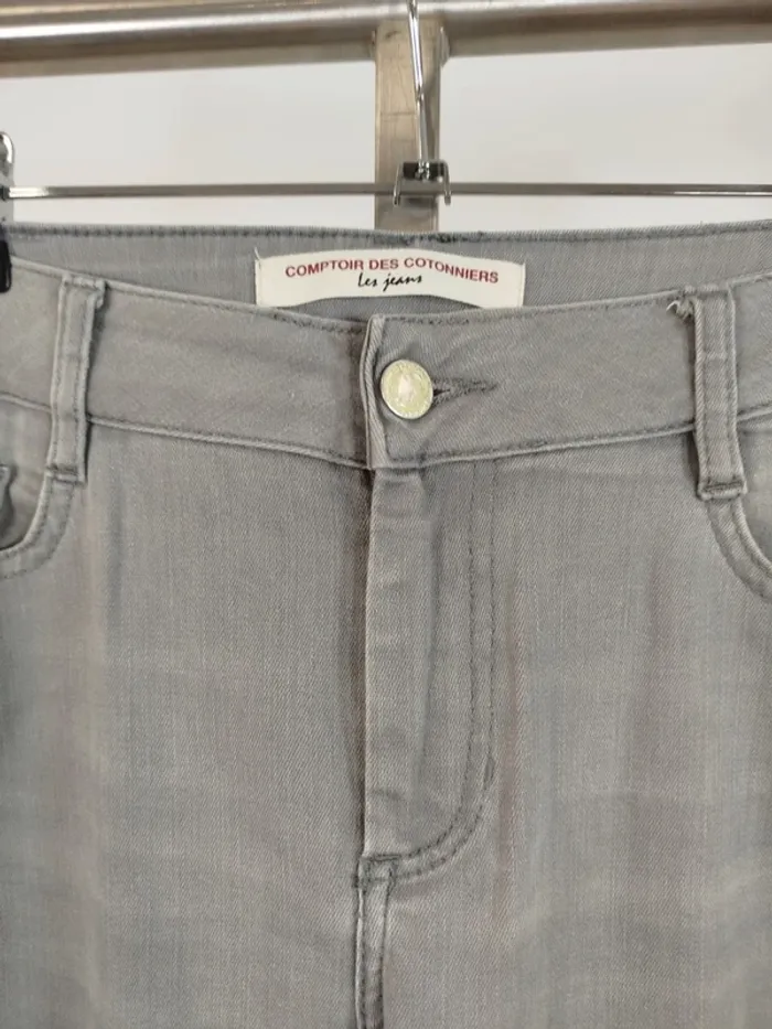 Jean slim gris Comptoir des Cotonniers - Taille 40 - Patch jaune signature A606 - photo numéro 2