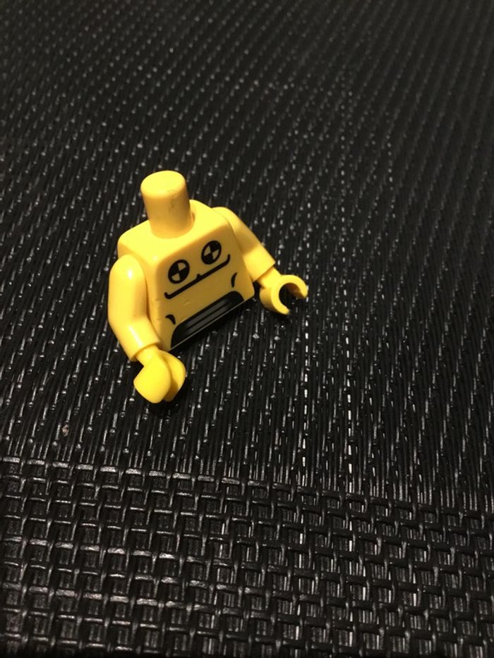 Lego série 1  Torse mannequin crash test col008 col01-8 minifigure mini figurine lego officiel 2010 - photo numéro 5