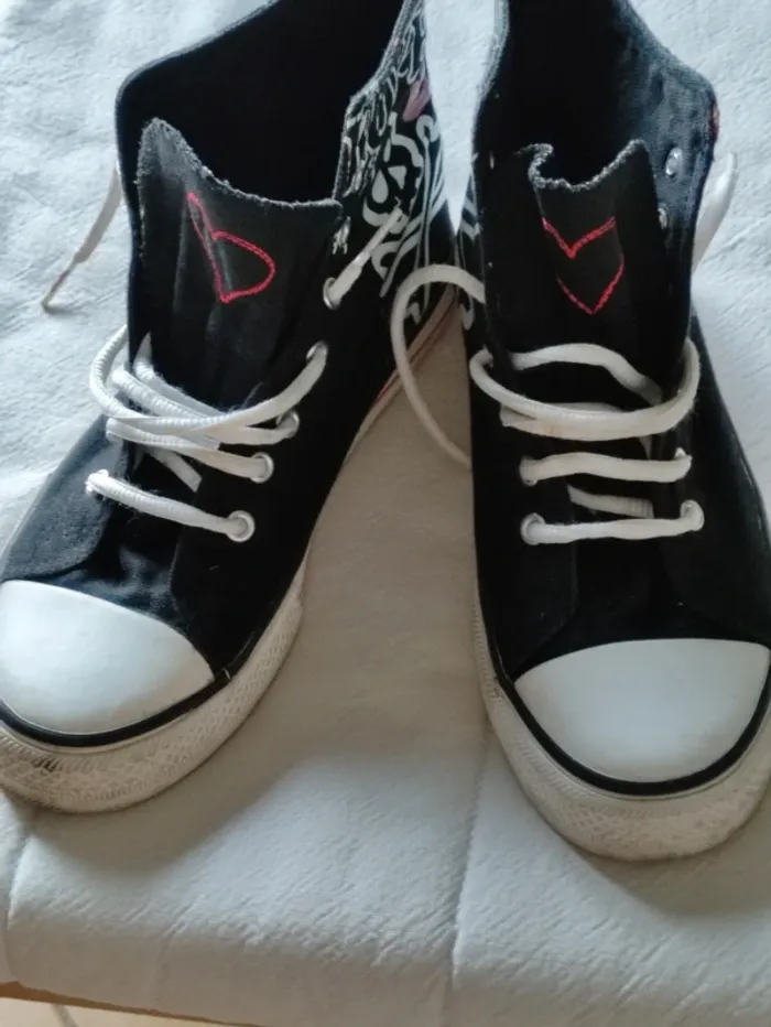 💋 basket rock 🤘brodée tête de mort 💀X BRAND année 90/2000 vintage - photo numéro 2