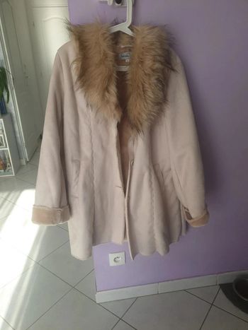 Manteau façon suedine taille 42/44