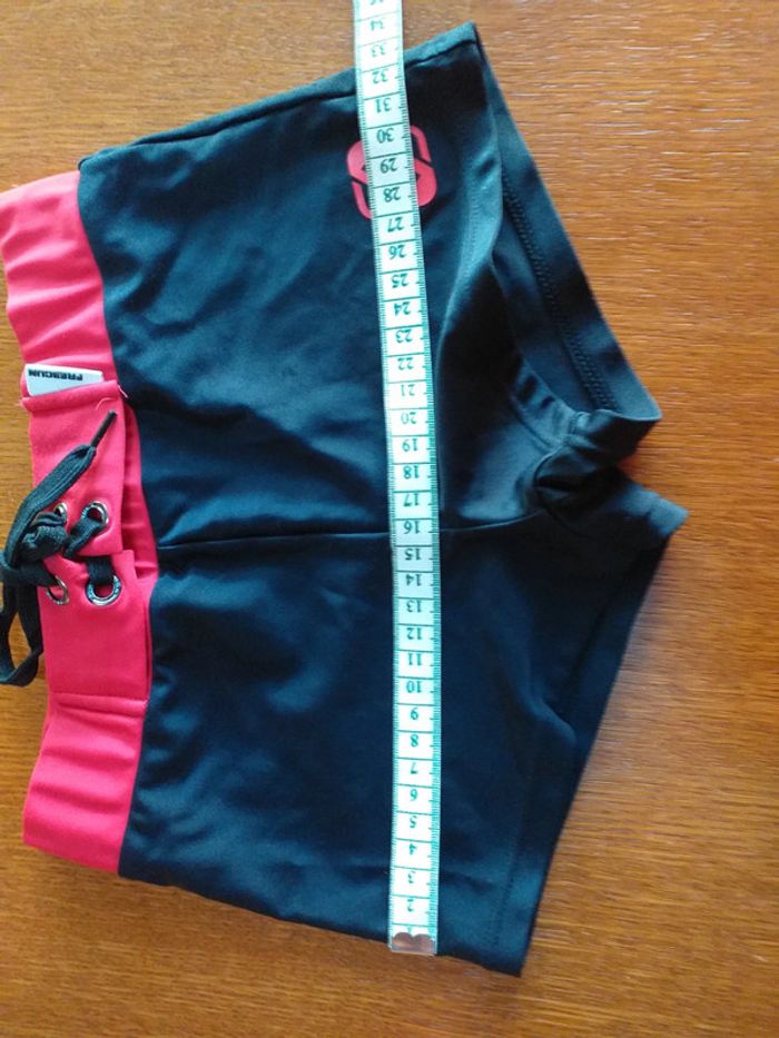 Maillot de bain noir et rouge - photo numéro 6