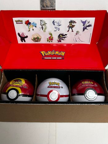 Lot de 3 pokeball pokemon 2025