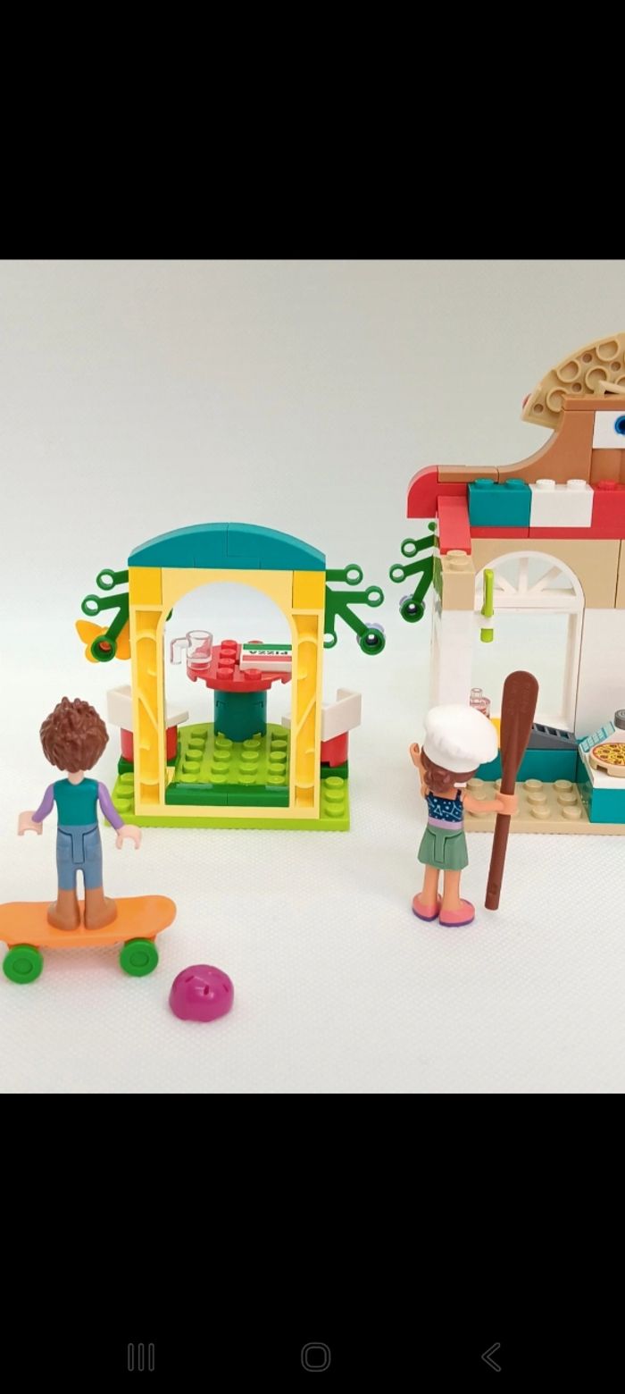 Lego friends  pizzeria de Heartlake City 41705 
Complet - photo numéro 7