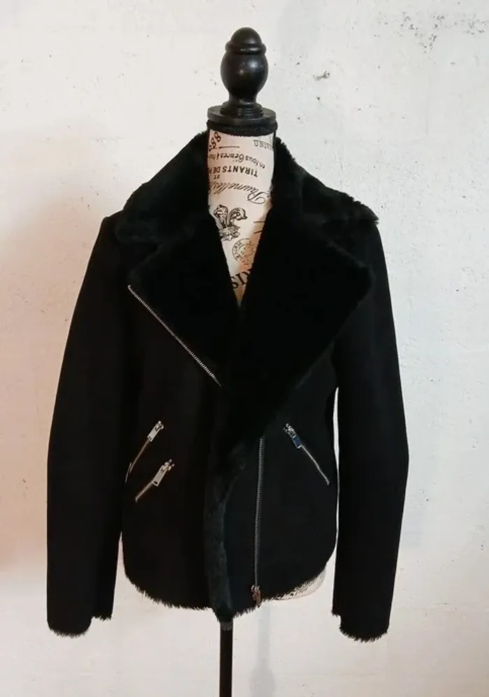 🖤 Veste doublée fausse fourrure – Etam – Taille 40 – Bon état