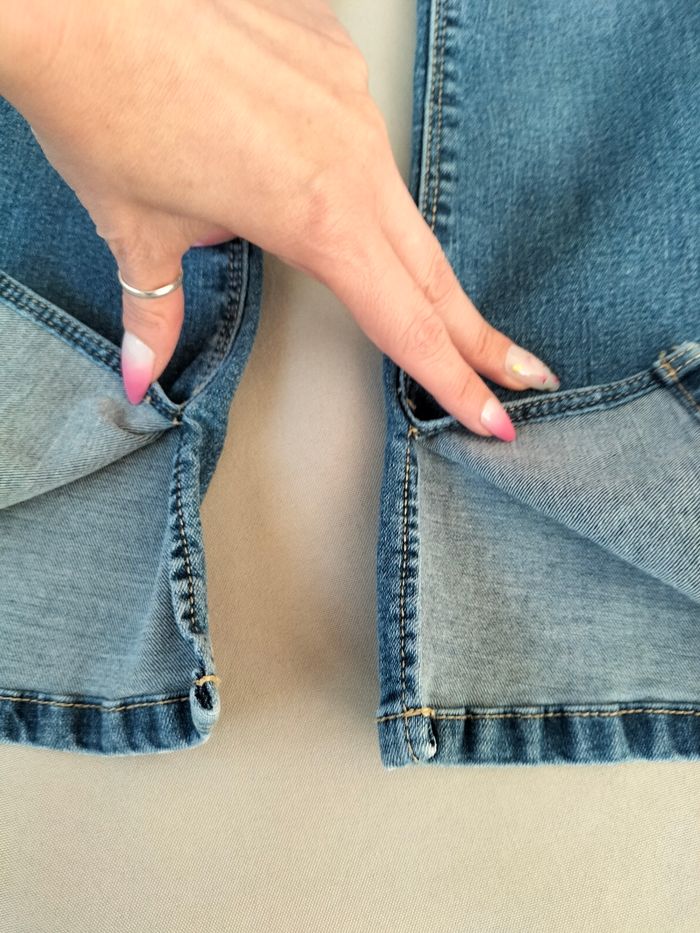 💙 Jeans évasé (bootcut - patte d'eph) - 6 ans - Lulu Castagnette - Très bon état 💙 - photo numéro 2