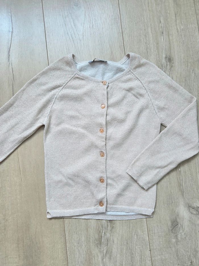 Gilet fin beige et doré 6 ans