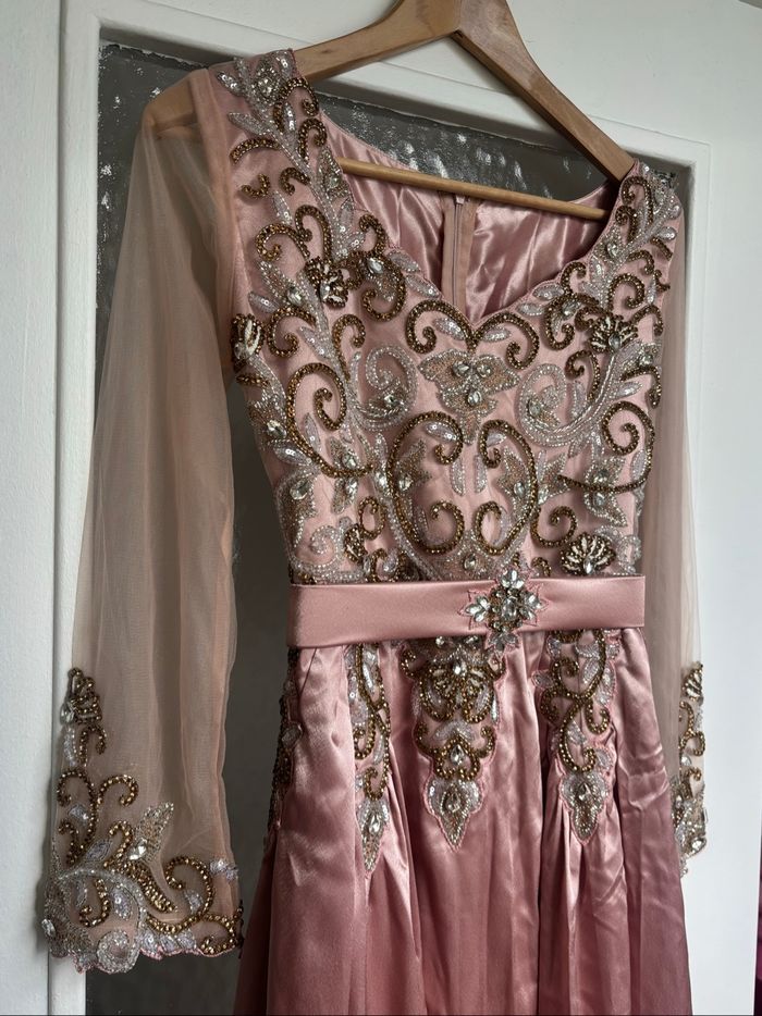 Robe de soirée - photo numéro 4