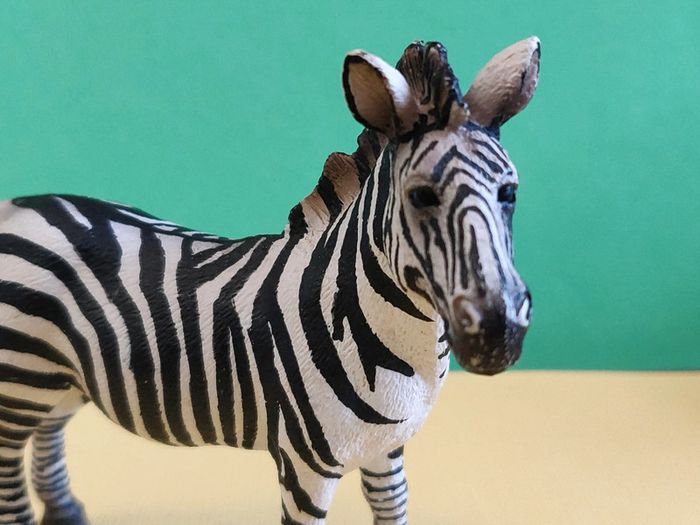 Zèbre marque Schleich - 9 cm - photo numéro 7