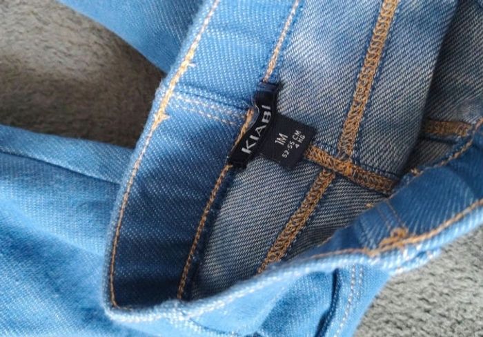 Lot de 4 pantalons, 1 mois, Kiabi đŁ - photo numĂ©ro 7