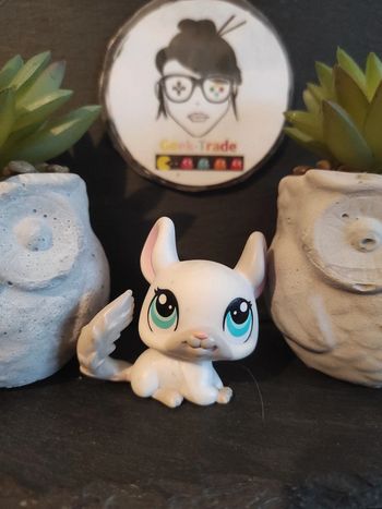 My Littlest Petshop LPS Pet Shop Chinchilla 1401 #geektradelpschinchilla