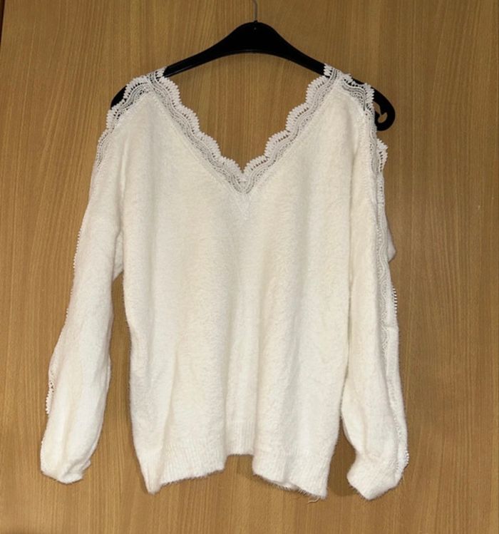 Pull blanc avec dentelle It Hippie - Taille unique - Très bon état