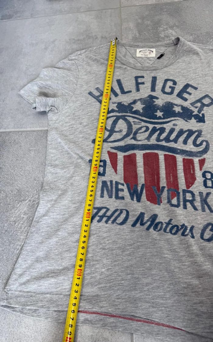 T-shirt Hilfiger Denim homme gris taille S très bon état - photo numéro 8