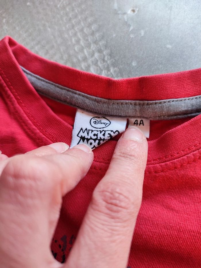 Lot de 5 t-shirts manches longues 4 ans - photo numéro 9