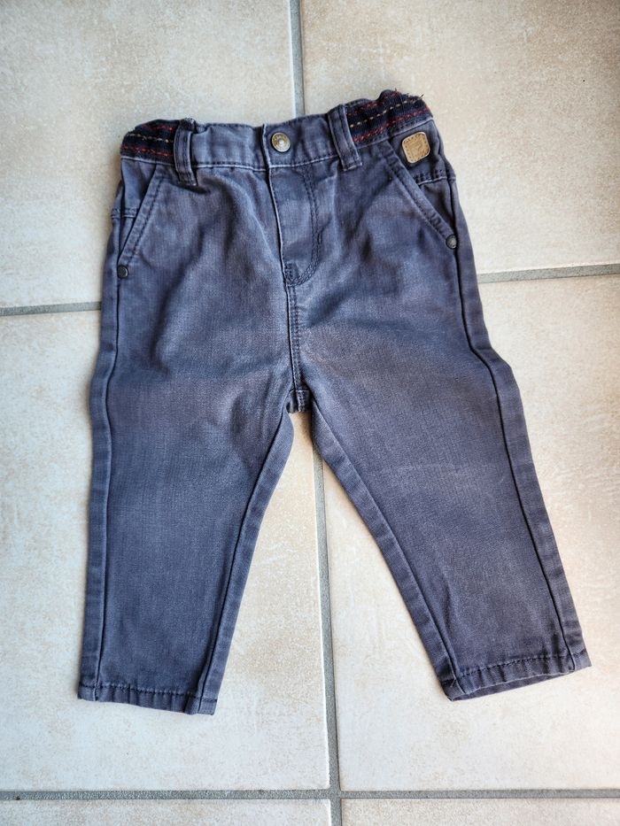 Pantalon Obaibi taille 12 mois