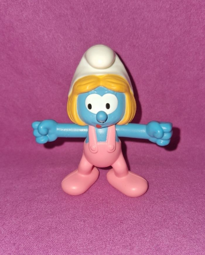 Figurine Schtroumpfette