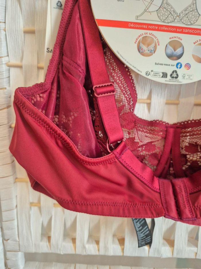 💕joli soutien-gorge emboitant avec armatures femme T100E sans complexe 💕 - photo numéro 8