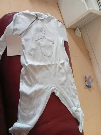 Brassière bébé garçon  12 M