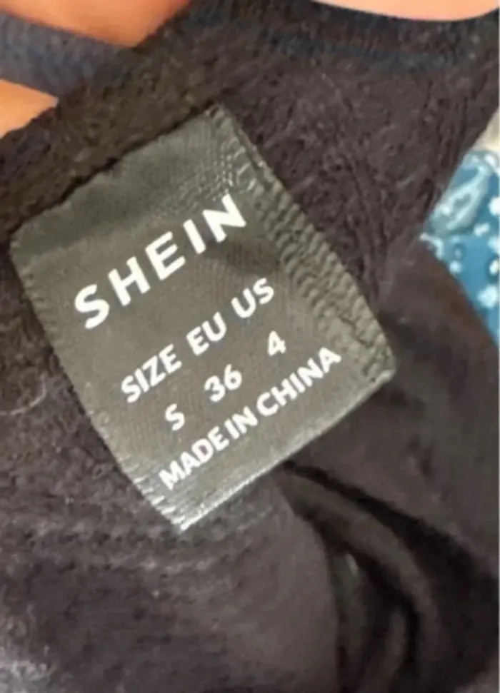Joli combi short noire gaufrée 36 Shein - photo numéro 2