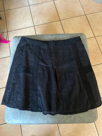 Jupe noire dentelle Mango