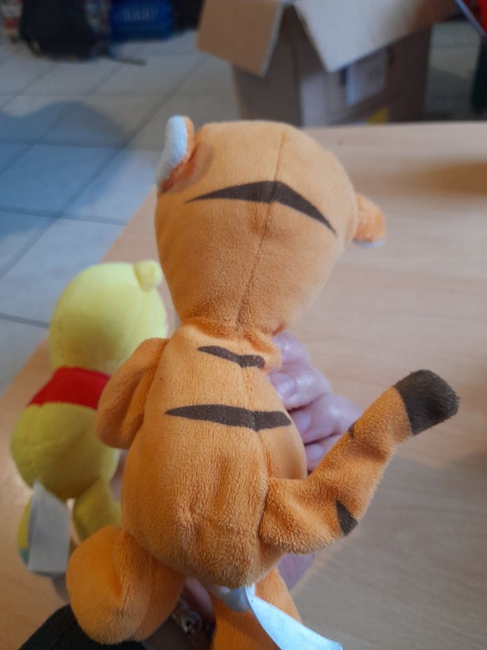 Peluches winnie l'ourson - photo numéro 5