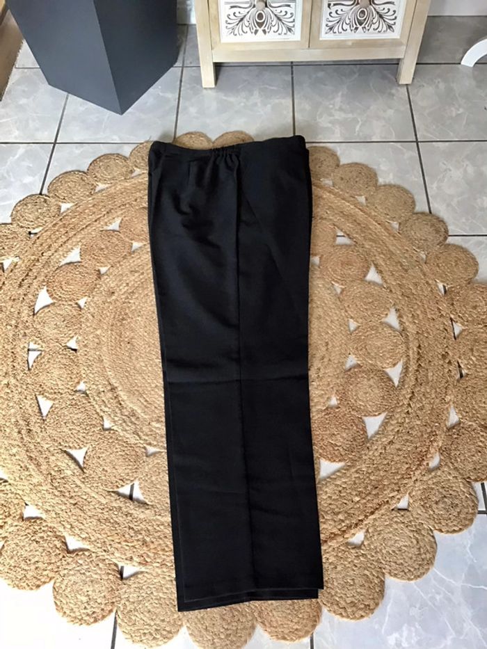 Pantalon noir à poches taille 54 marque Refa