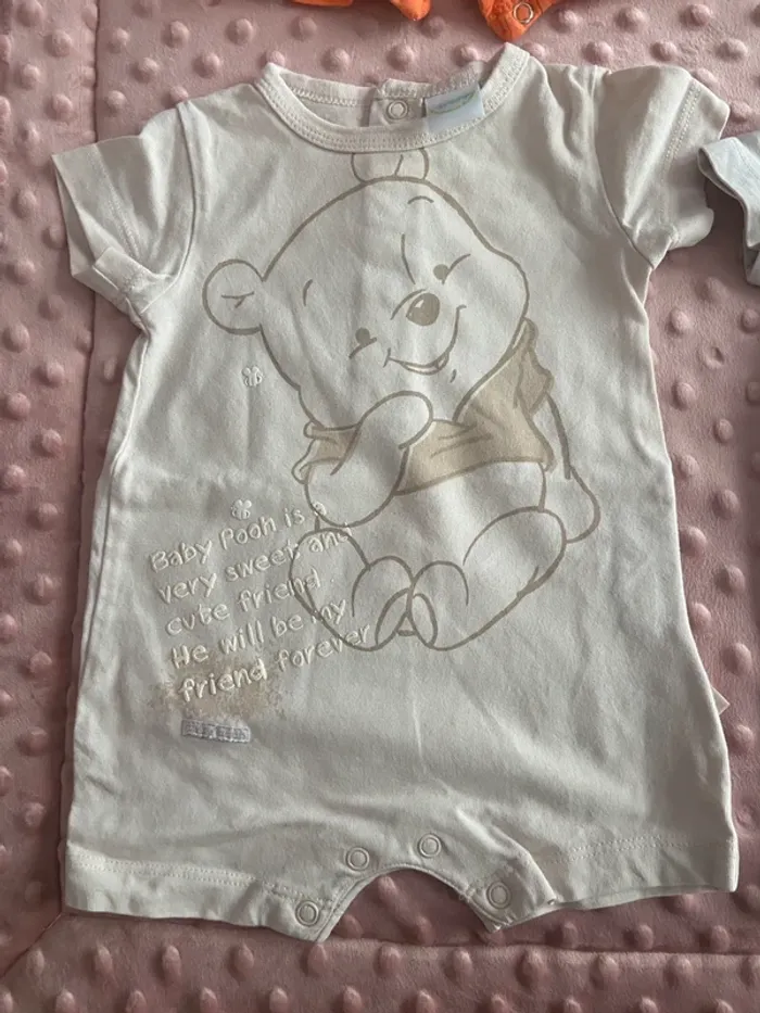 Lot de 6 barboteuses Winnie Mickey 3 mois - photo numéro 7