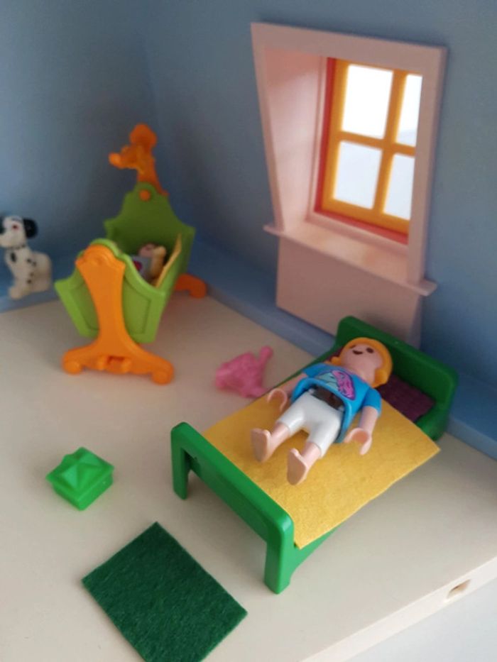 Maison et famille Playmobil - photo numéro 8