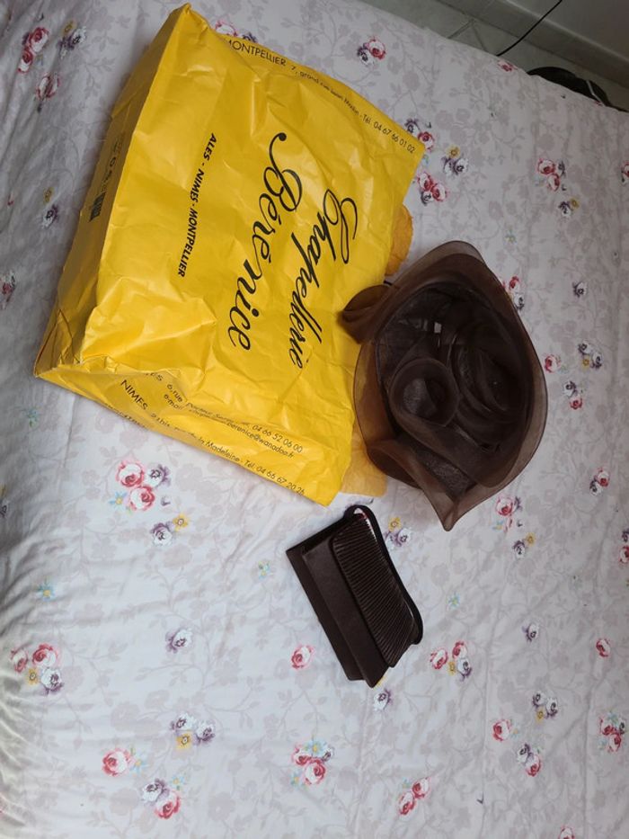 Lots capeline avec sac satiné marron - photo numéro 2