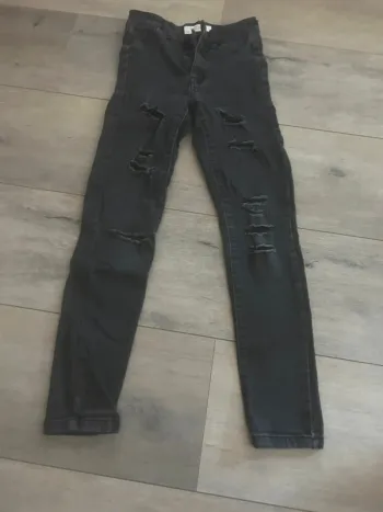 Jean's noir Jennyfer taille 29