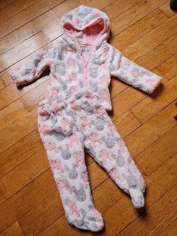 Ensemble pilou tous doux fille 6 mois