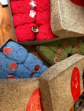 Lot de 12 pelotes pure laine