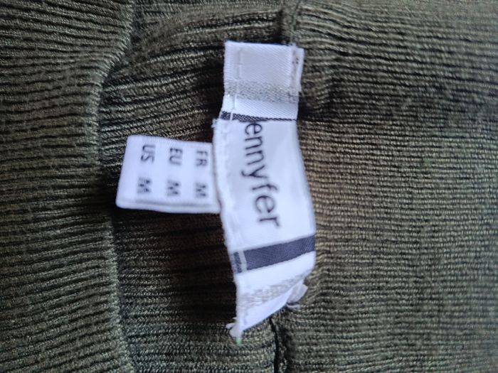 Pull marque Jennyfer taille M - photo numéro 3