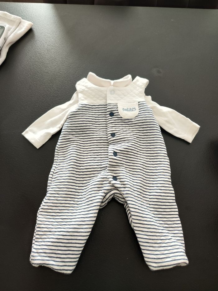 Ensemble 1 mois - photo numéro 2