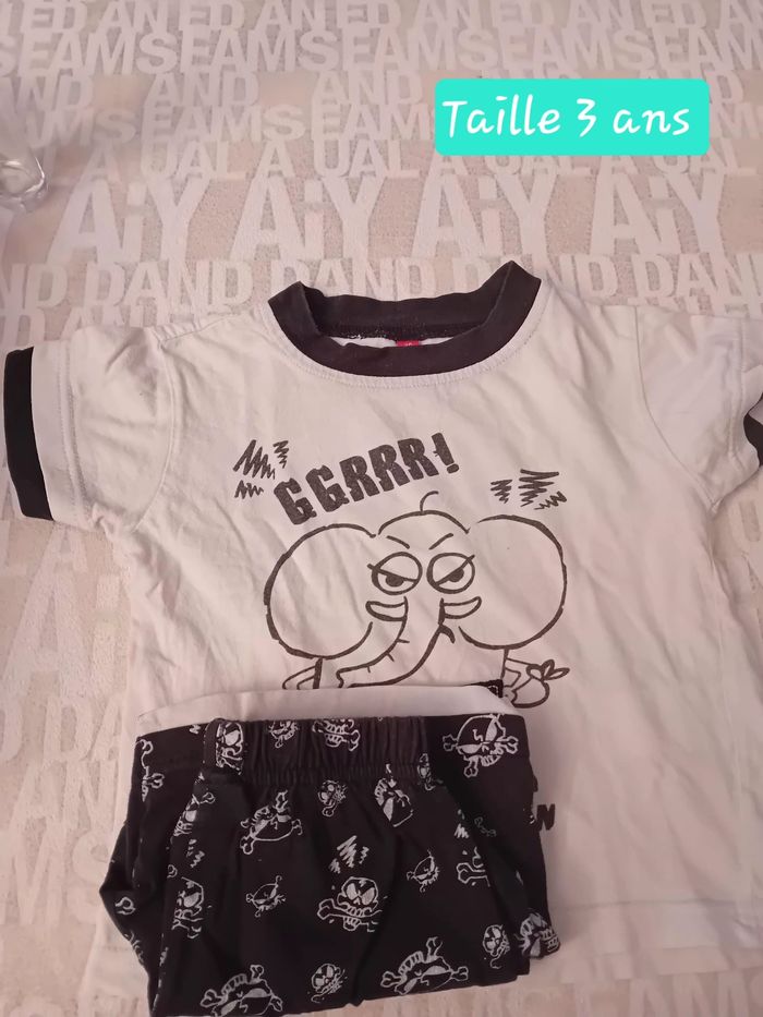 Pyjama été short et tee-shirt en 3 ans Tissaia