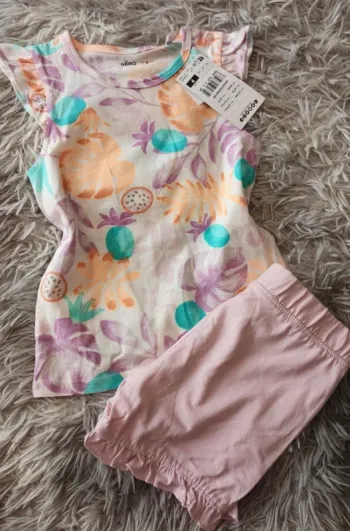 Magnifique pyjama 4 ans 💐