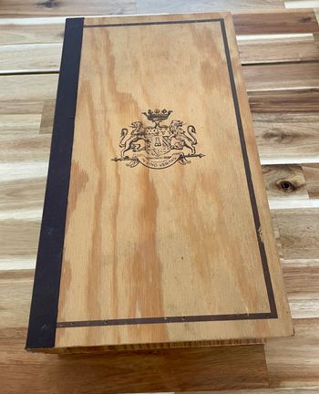 Coffret à vin vintage en bois – “In Vino Veritas” – 2 bouteilles