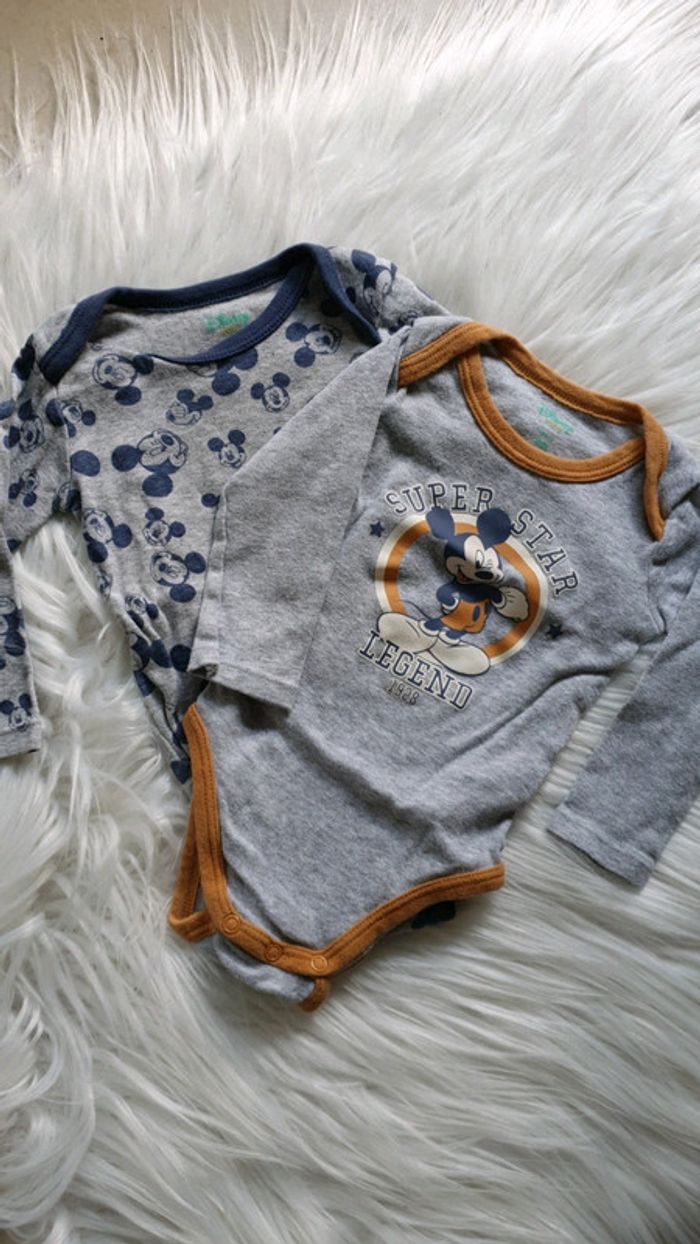 2 bodies mickey 6 mois