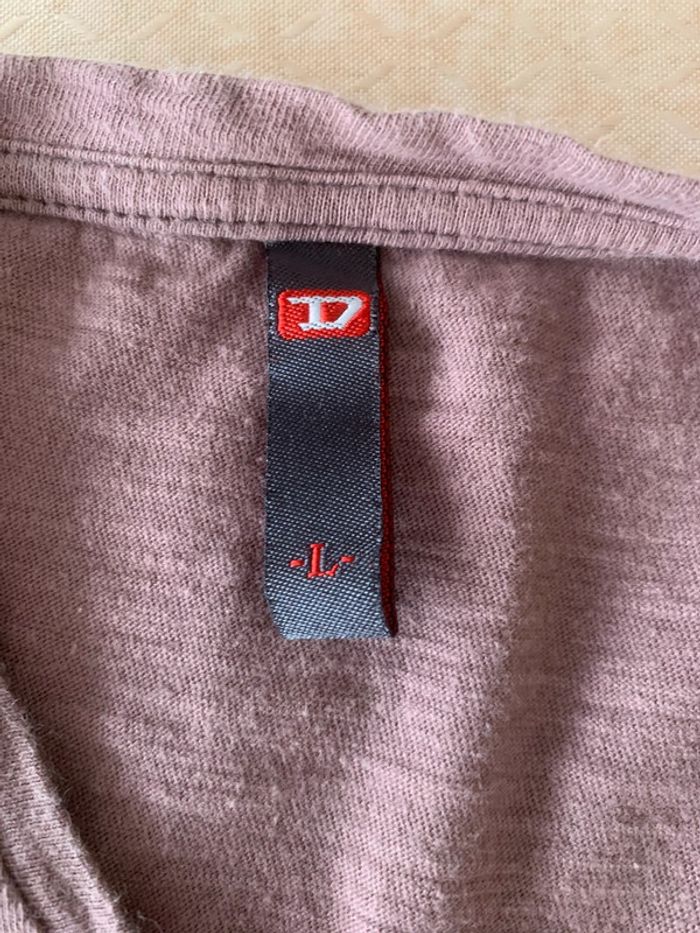 Lot de 2 tshirts brun taupe marron homme taille large diesel col v - photo numéro 5