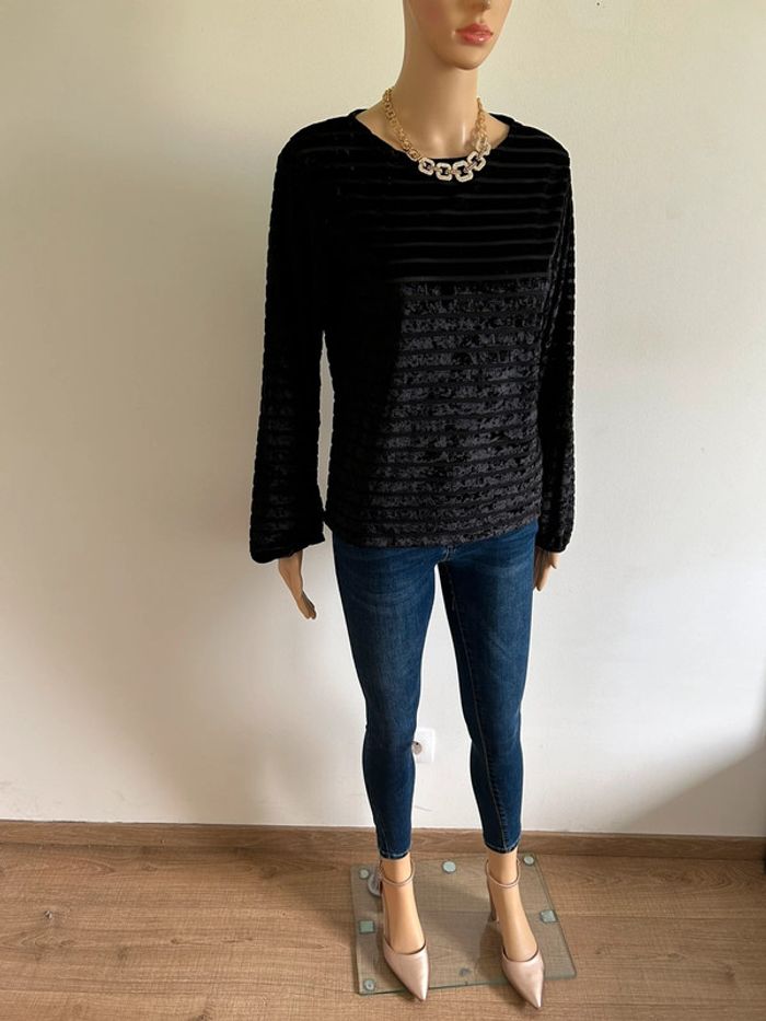 Haut noir en velours à manches longues 123 taille S jamais porté - photo numéro 4