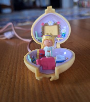 RARE Polly Pocket vintage année 1980 - Médaillon jaune