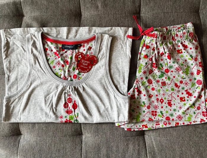 Ensemble Pyjama 2 pièces Noël 🎄 Disneyland Paris - photo numéro 9