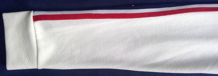 Tee Shirt Neuf en 14 ans - photo numéro 9