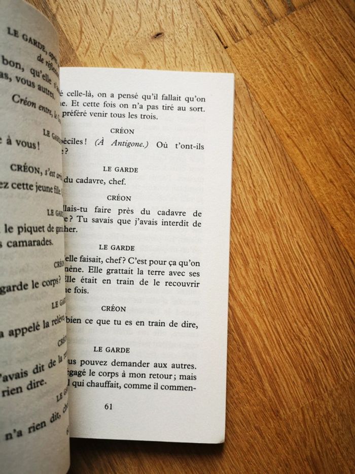Antigone de Jean Anouilh - photo numéro 3