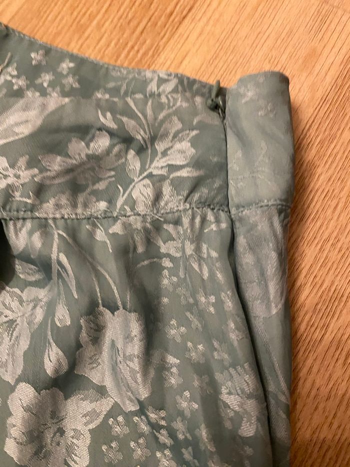 Jupe camaïeu taille 40 longue effet brillant