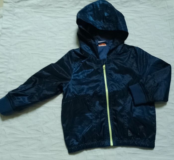 Tape a l oeil coupe vent veste 24 mois