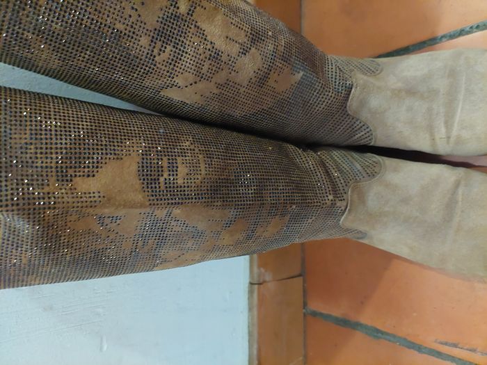 Bottes femmes en daim - photo numéro 2