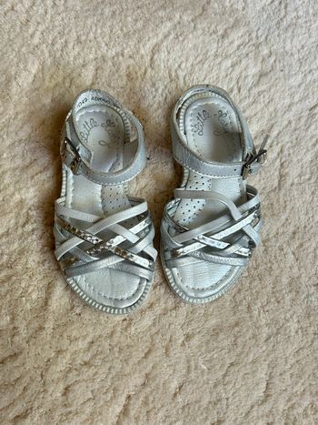 Sandales argentées Little Mary fille 25 neuves