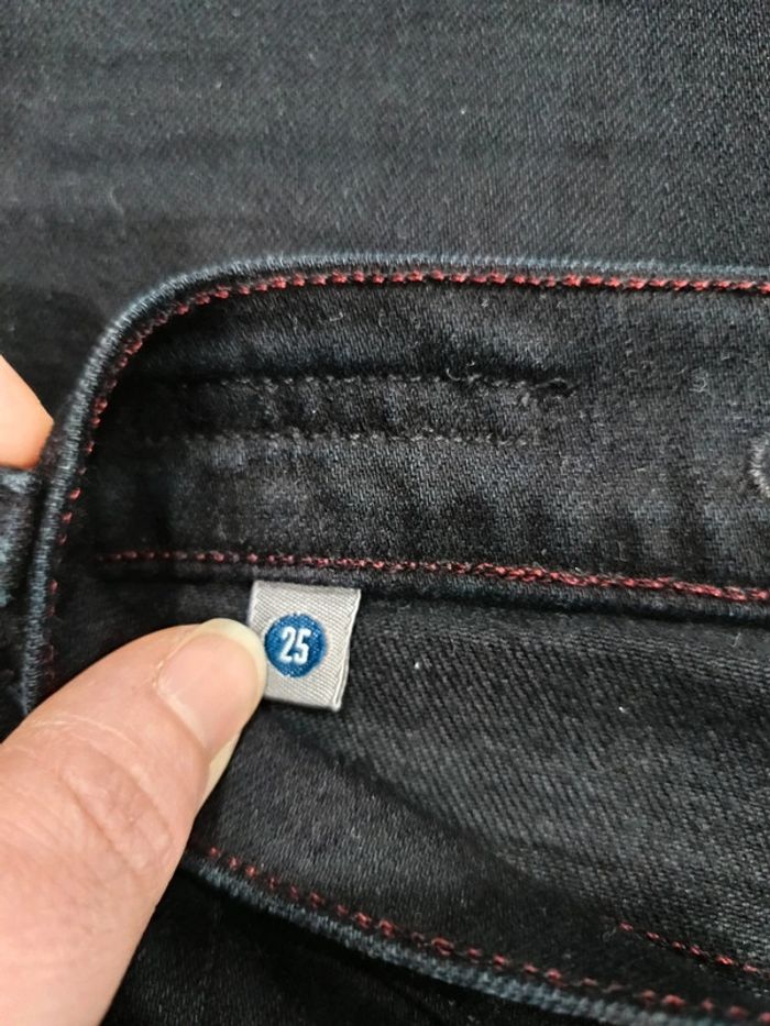 Jean taille 34 - photo numéro 4